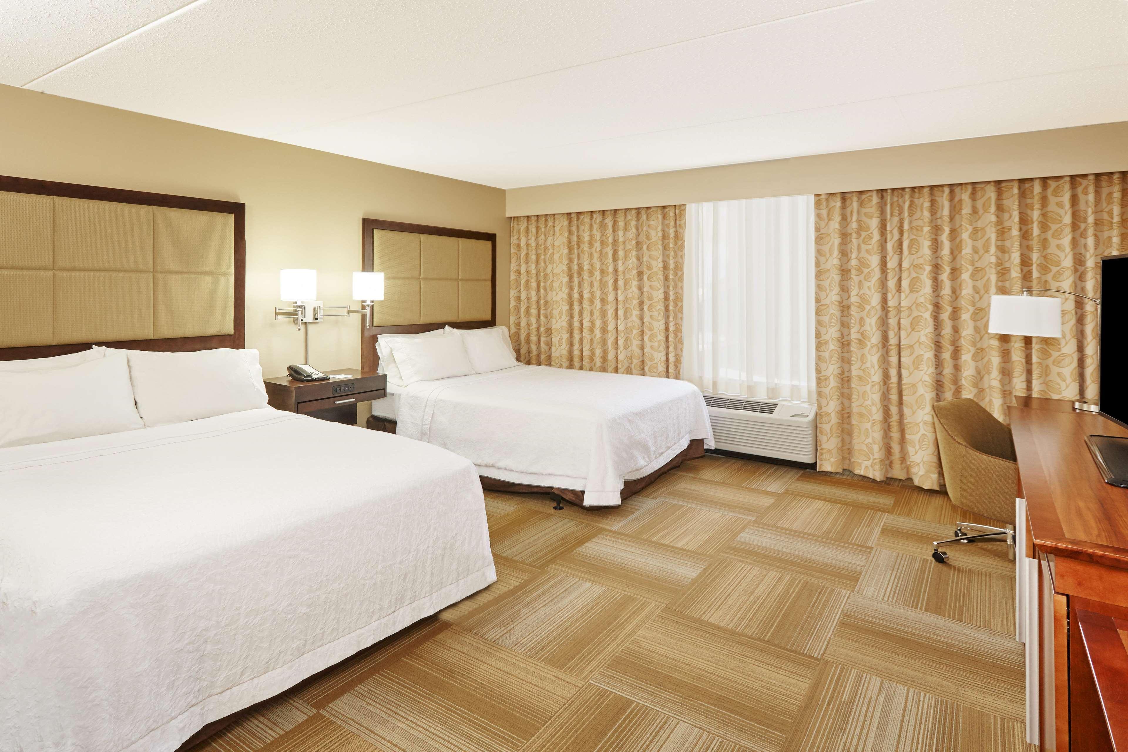 Hampton Inn Lafayette Exterior photo