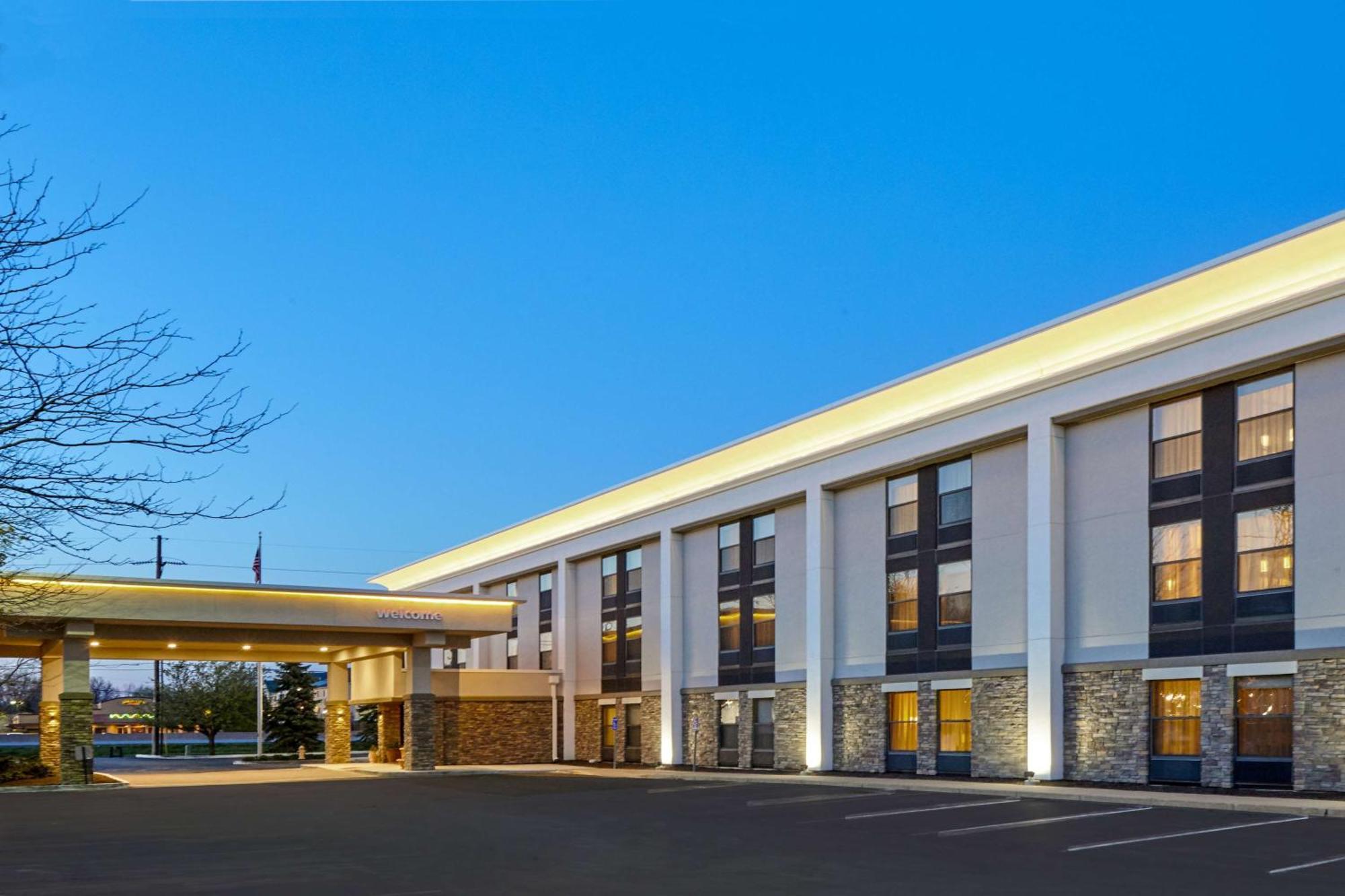 Hampton Inn Lafayette Exterior photo