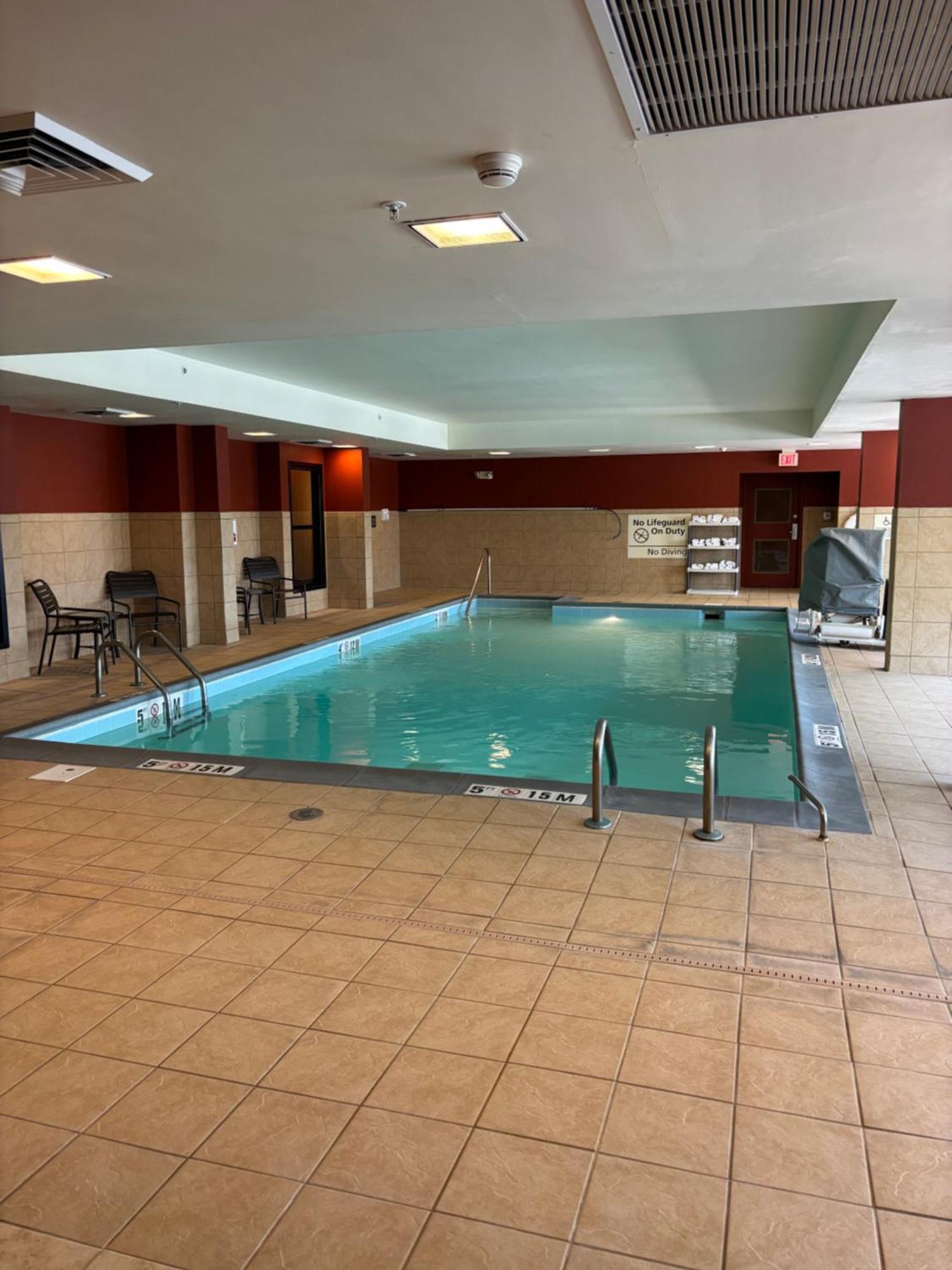 Hampton Inn Lafayette Exterior photo